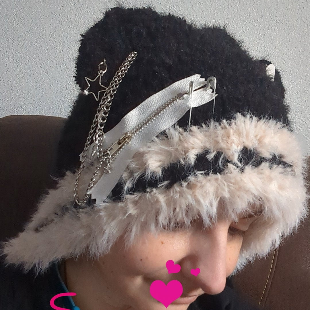 Y2K Fuzzy Punk Ear toque